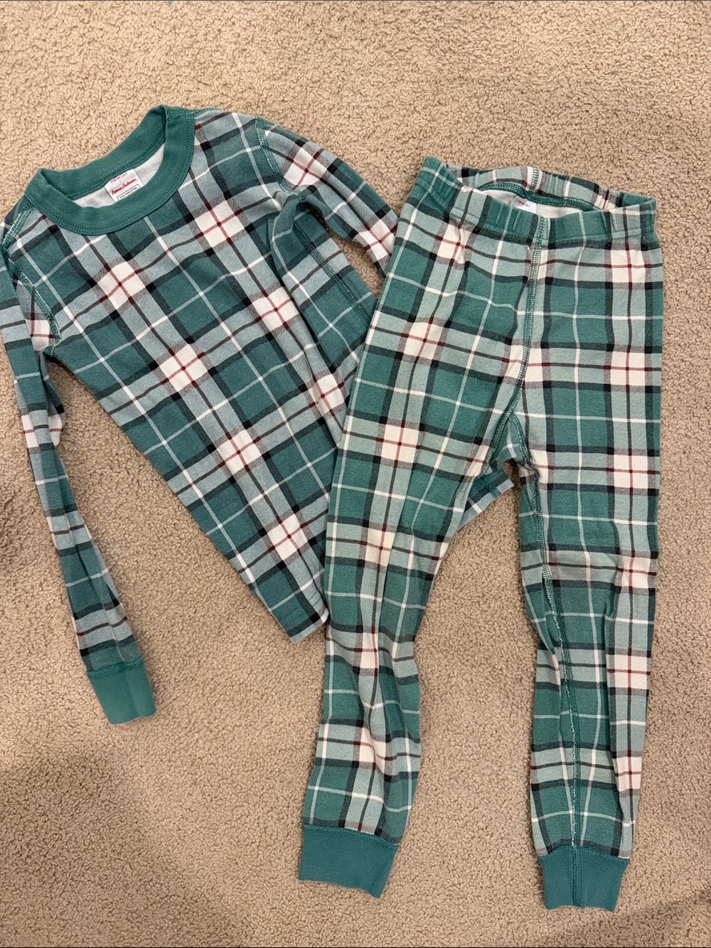 Hanna Andersson Green Plaid Two-Piece Pajama Set
